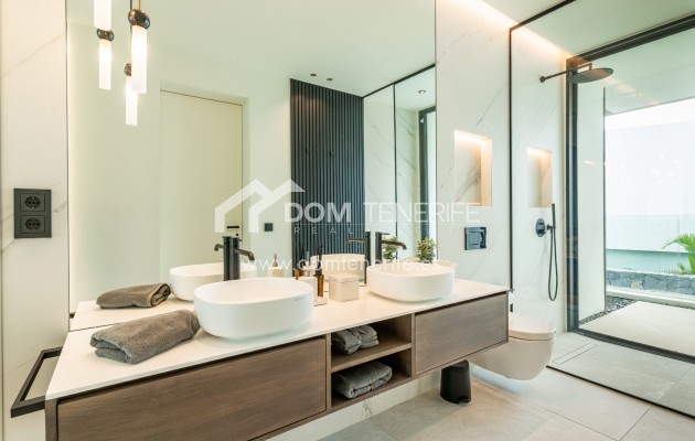 Wiederverkauf - Villa -
Guía de Isora  - Abama