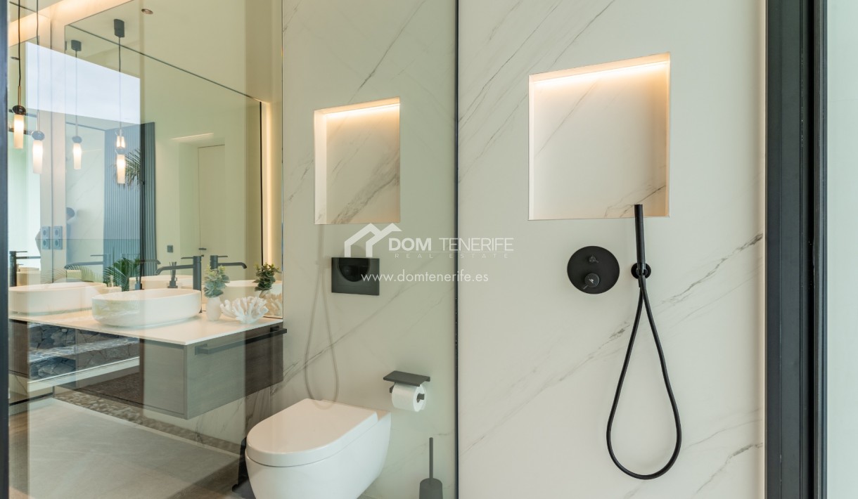 Wiederverkauf - Villa -
Guía de Isora  - Abama