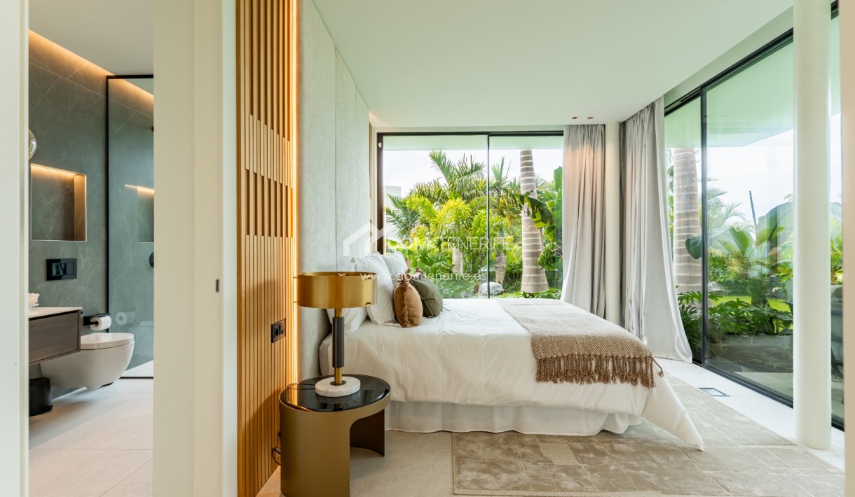 Wiederverkauf - Villa -
Guía de Isora  - Abama