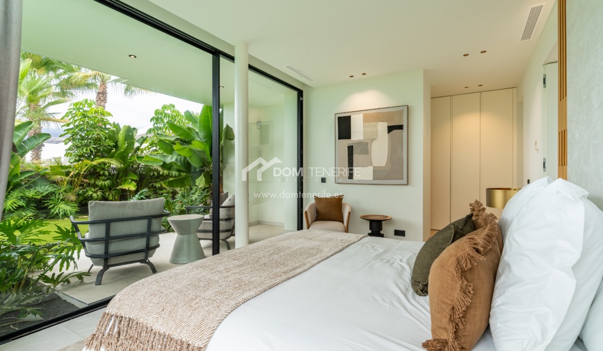 Wiederverkauf - Villa -
Guía de Isora  - Abama