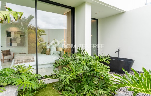 Wiederverkauf - Villa -
Guía de Isora  - Abama