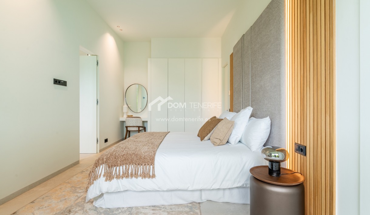 Wiederverkauf - Villa -
Guía de Isora  - Abama