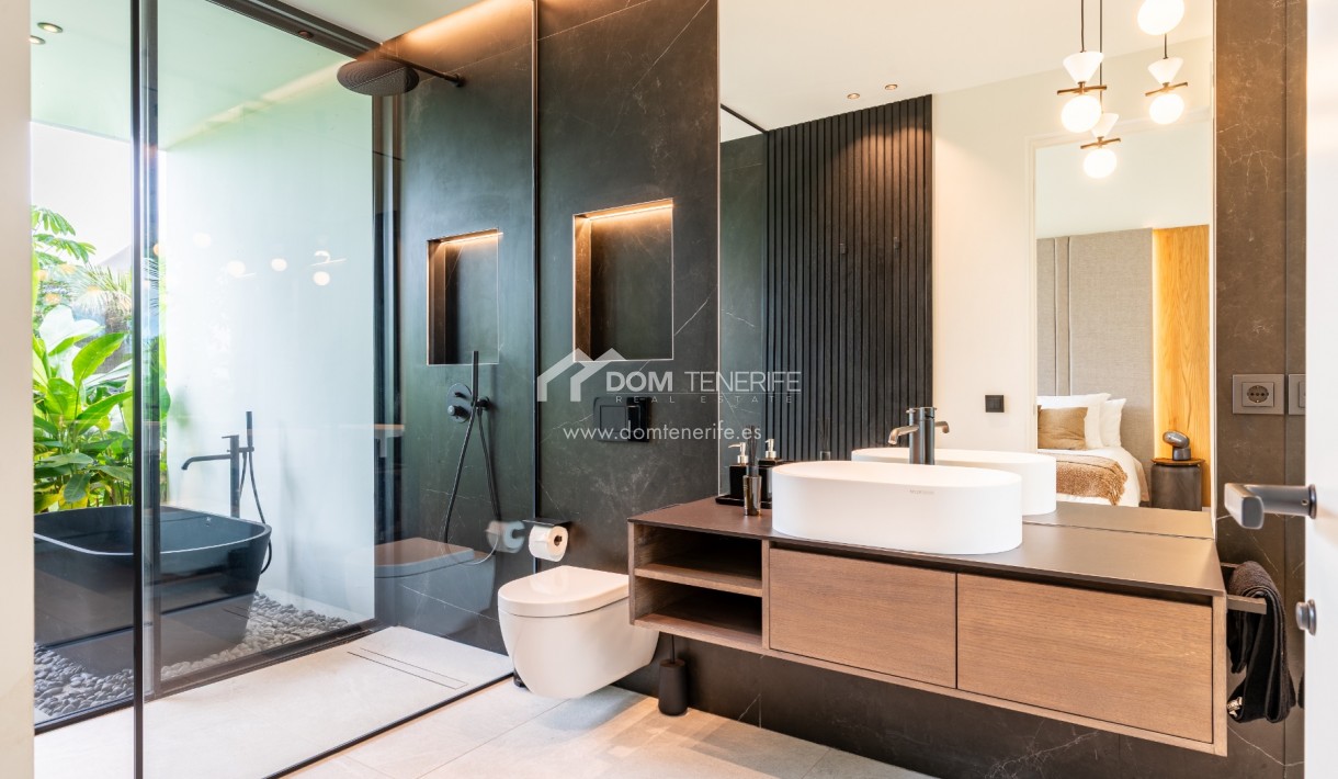 Wiederverkauf - Villa -
Guía de Isora  - Abama