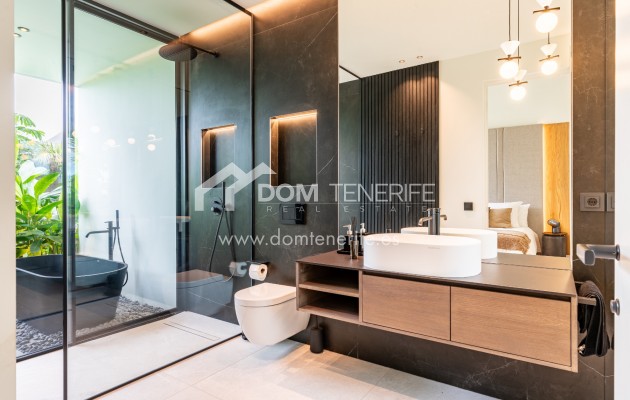 Wiederverkauf - Villa -
Guía de Isora  - Abama