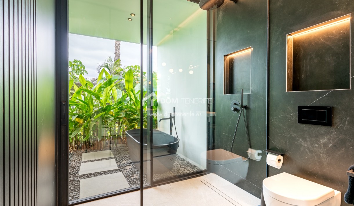 Wiederverkauf - Villa -
Guía de Isora  - Abama