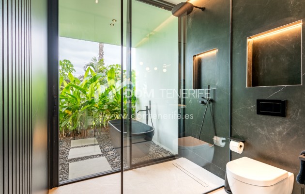 Wiederverkauf - Villa -
Guía de Isora  - Abama