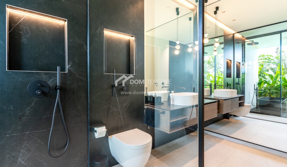 Wiederverkauf - Villa -
Guía de Isora  - Abama