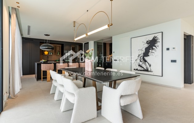 Wiederverkauf - Villa -
Guía de Isora  - Abama