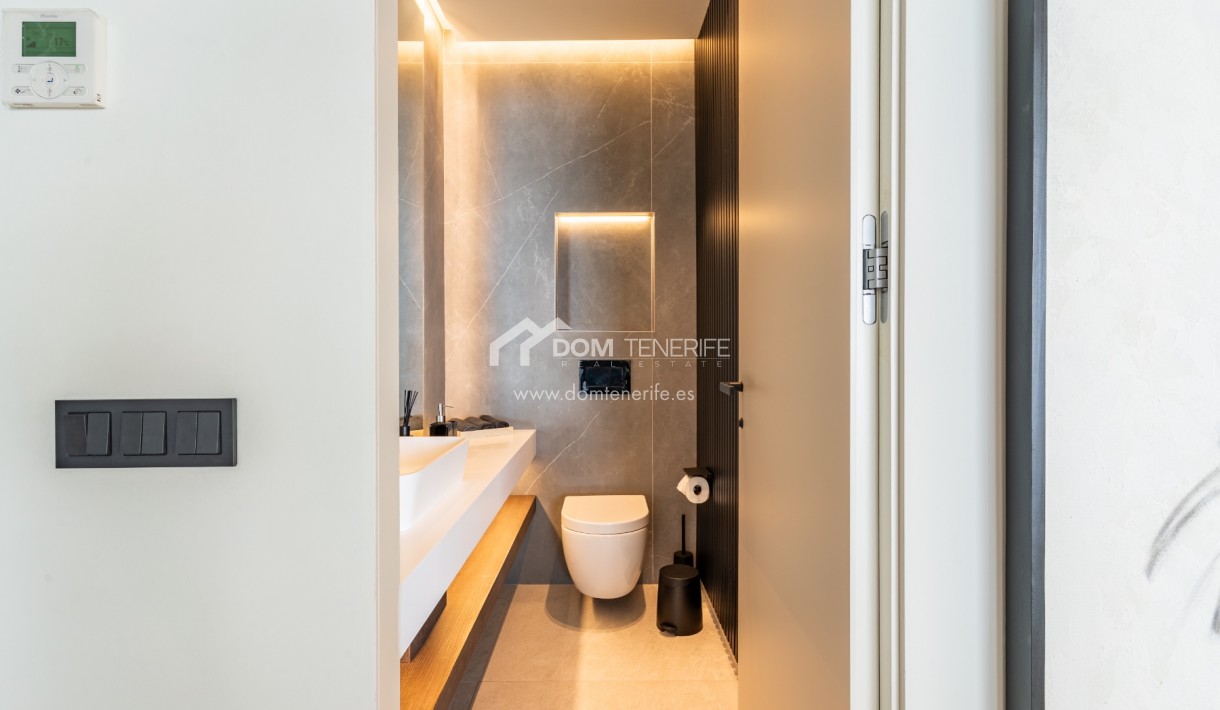 Wiederverkauf - Villa -
Guía de Isora  - Abama