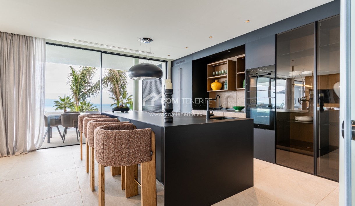 Wiederverkauf - Villa -
Guía de Isora  - Abama