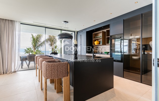 Wiederverkauf - Villa -
Guía de Isora  - Abama