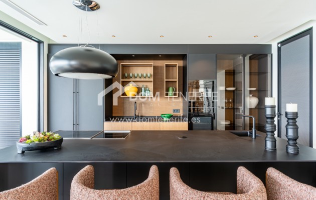 Wiederverkauf - Villa -
Guía de Isora  - Abama