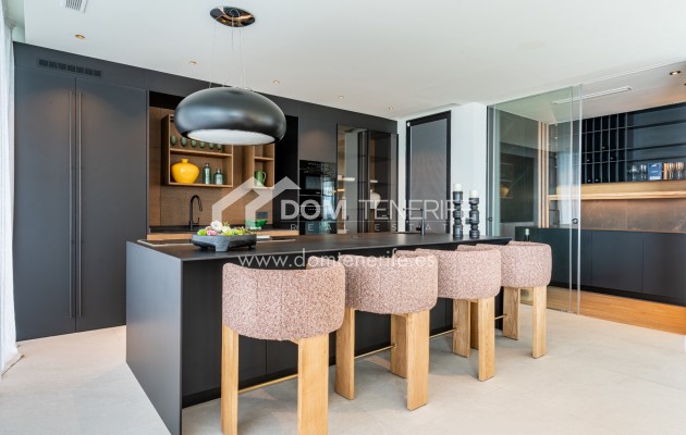 Wiederverkauf - Villa -
Guía de Isora  - Abama