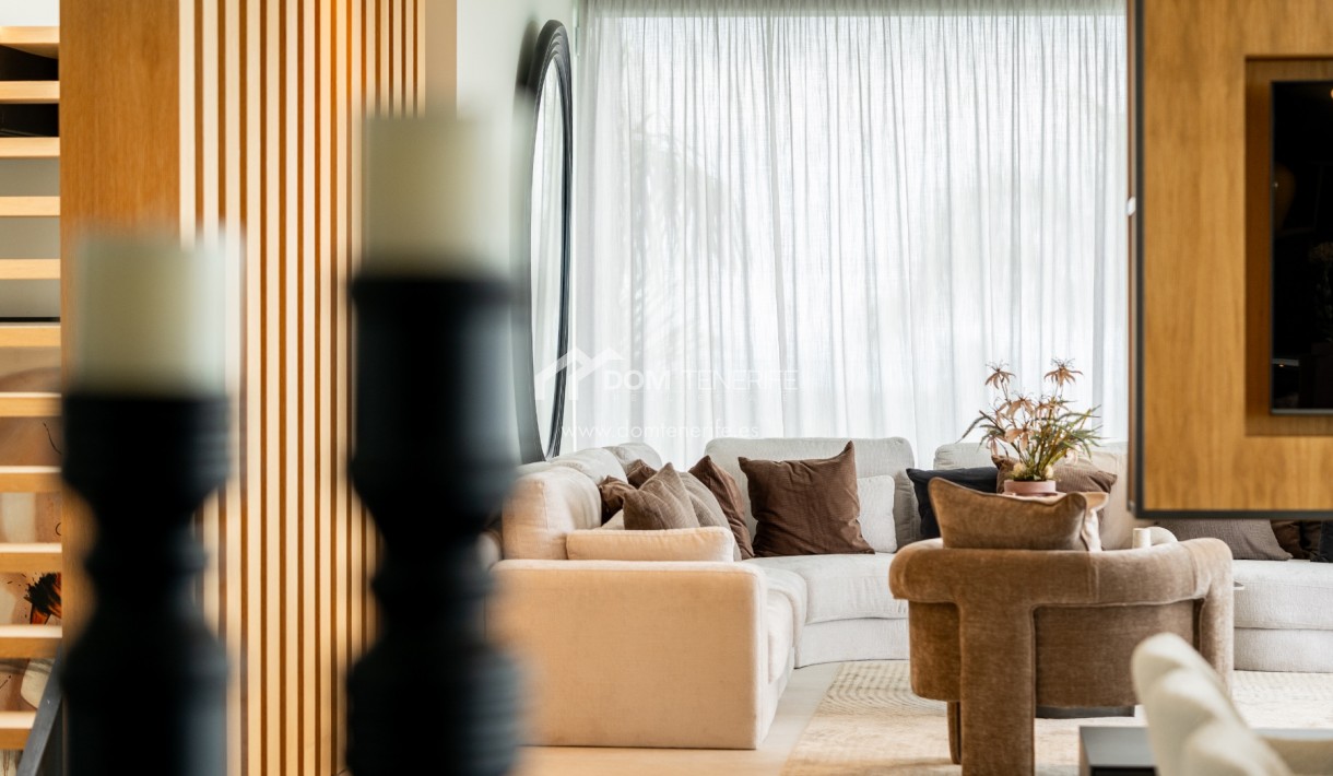 Wiederverkauf - Villa -
Guía de Isora  - Abama