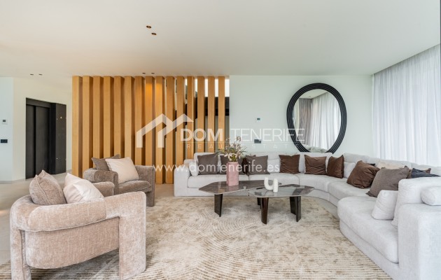 Wiederverkauf - Villa -
Guía de Isora  - Abama