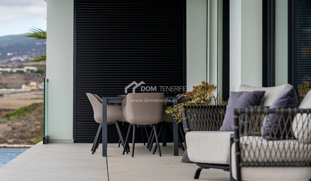 Wiederverkauf - Villa -
Guía de Isora  - Abama