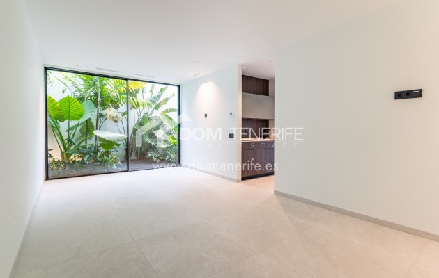 Wiederverkauf - Villa -
Guía de Isora  - Abama