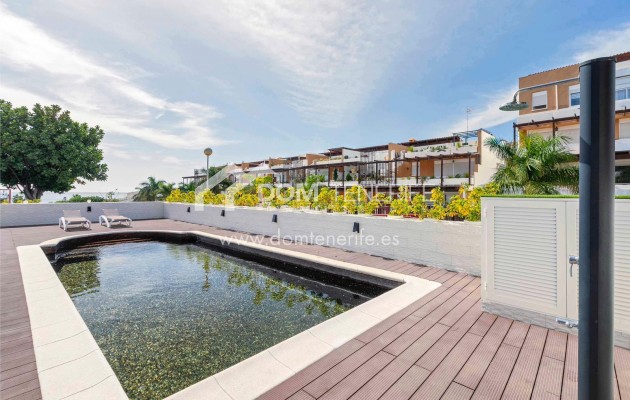 Продажа - Вилла -
Сан Мигель де Абона - Гольф дель Сур