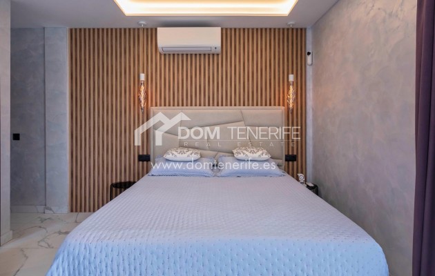 Продажа - Вилла -
Сан Мигель де Абона - Гольф дель Сур