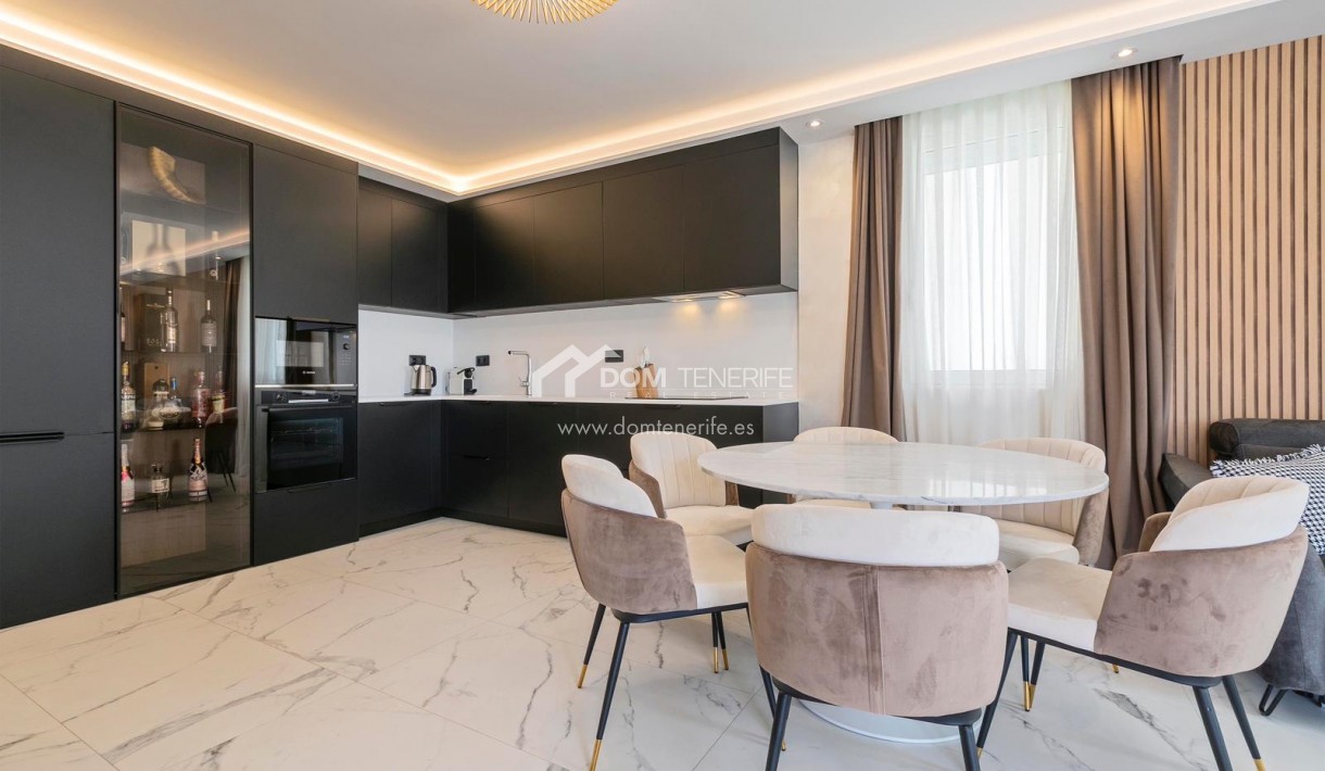 Продажа - Вилла -
Сан Мигель де Абона - Гольф дель Сур