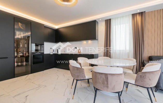 Продажа - Вилла -
Сан Мигель де Абона - Гольф дель Сур