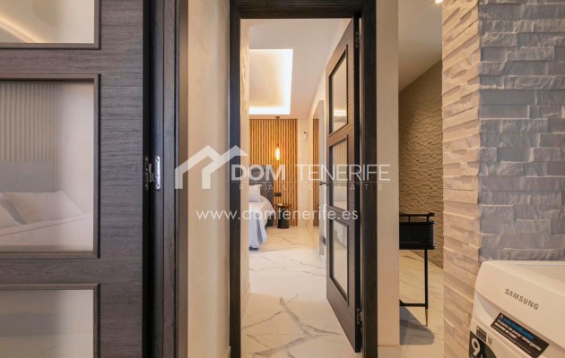 Продажа - Вилла -
Сан Мигель де Абона - Гольф дель Сур