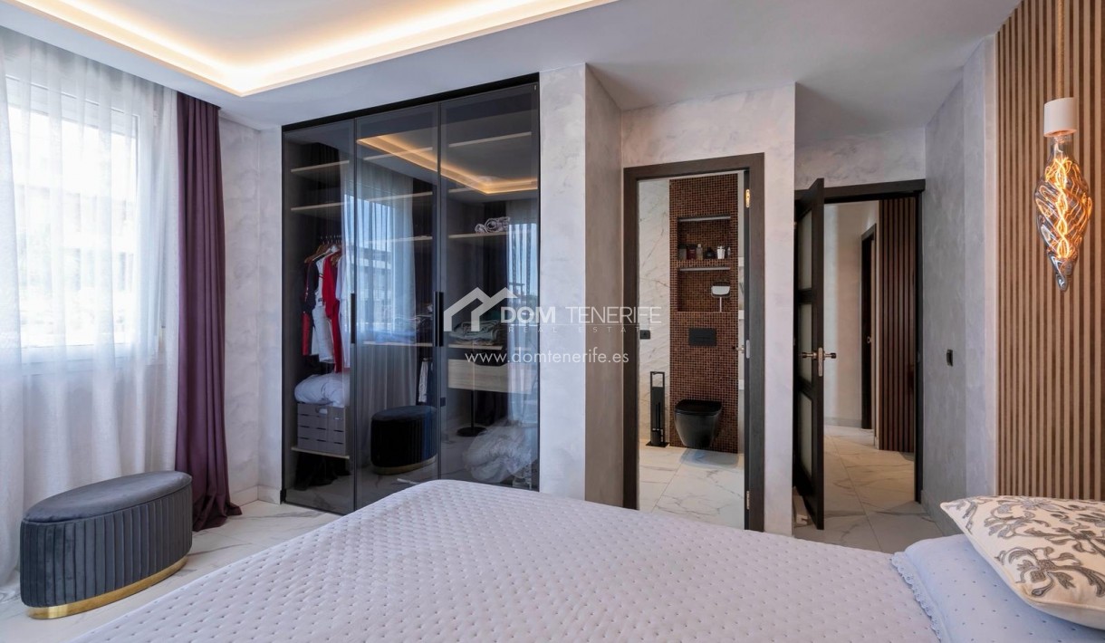 Продажа - Вилла -
Сан Мигель де Абона - Гольф дель Сур