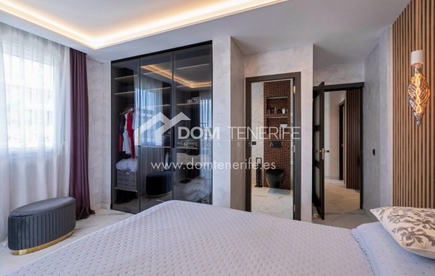 Продажа - Вилла -
Сан Мигель де Абона - Гольф дель Сур