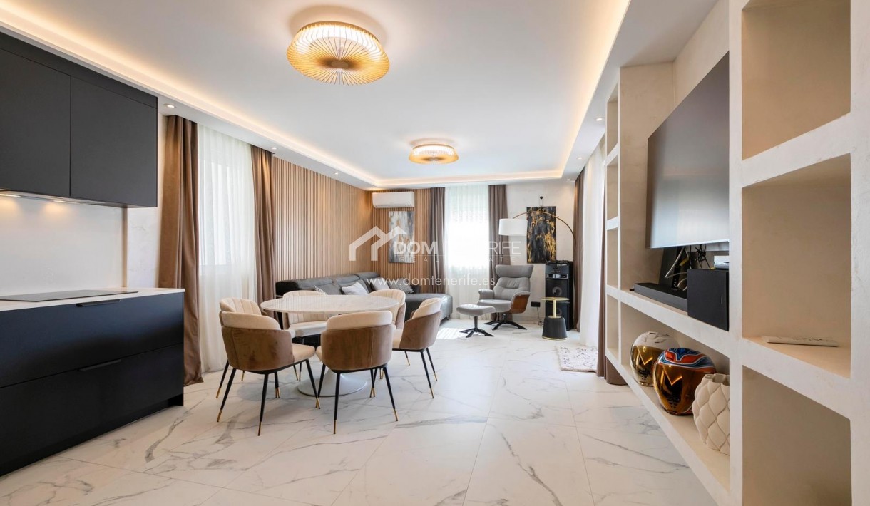 Продажа - Вилла -
Сан Мигель де Абона - Гольф дель Сур