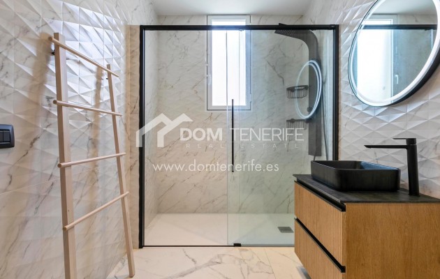 Продажа - Вилла -
Сан Мигель де Абона - Гольф дель Сур