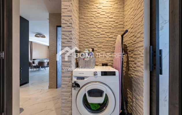 Продажа - Вилла -
Сан Мигель де Абона - Гольф дель Сур