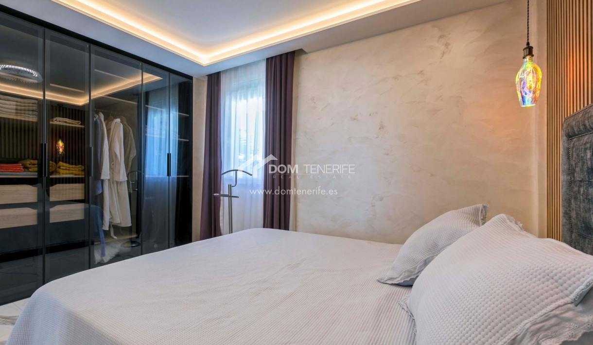 Продажа - Вилла -
Сан Мигель де Абона - Гольф дель Сур