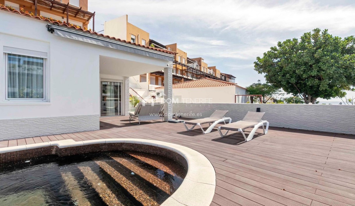 Продажа - Вилла -
Сан Мигель де Абона - Гольф дель Сур