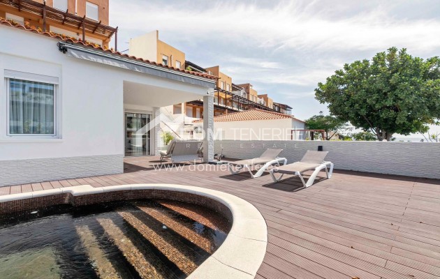 Продажа - Вилла -
Сан Мигель де Абона - Гольф дель Сур