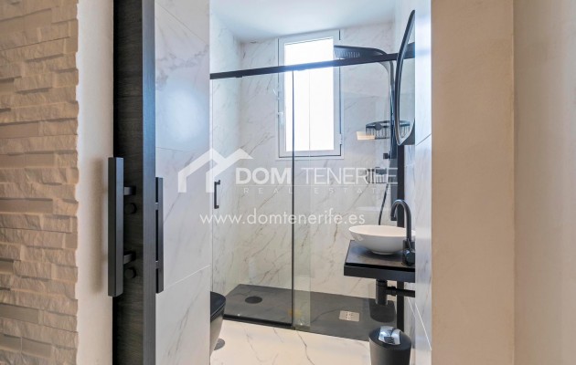 Продажа - Вилла -
Сан Мигель де Абона - Гольф дель Сур