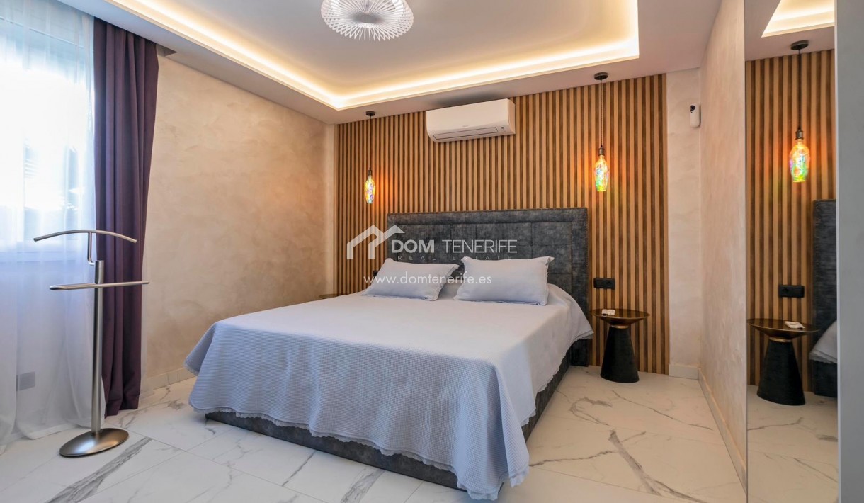 Продажа - Вилла -
Сан Мигель де Абона - Гольф дель Сур