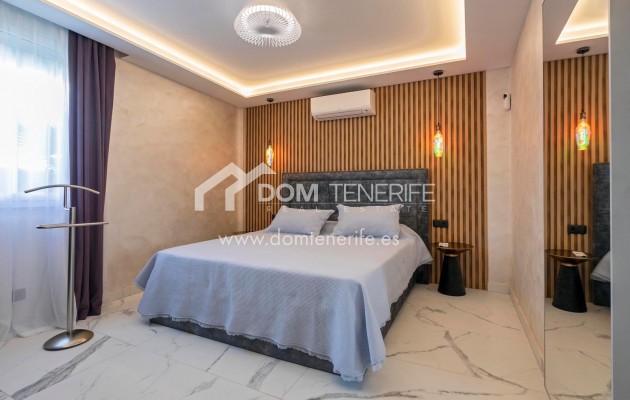 Продажа - Вилла -
Сан Мигель де Абона - Гольф дель Сур