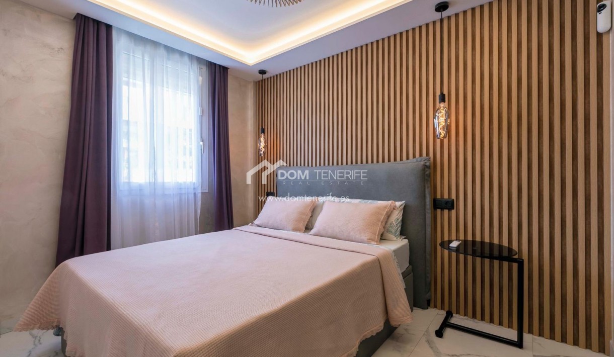 Продажа - Вилла -
Сан Мигель де Абона - Гольф дель Сур