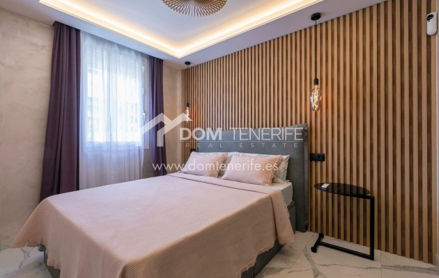 Продажа - Вилла -
Сан Мигель де Абона - Гольф дель Сур