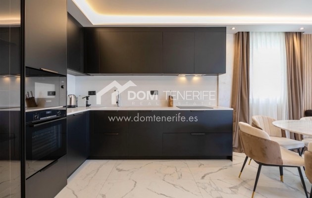 Продажа - Вилла -
Сан Мигель де Абона - Гольф дель Сур