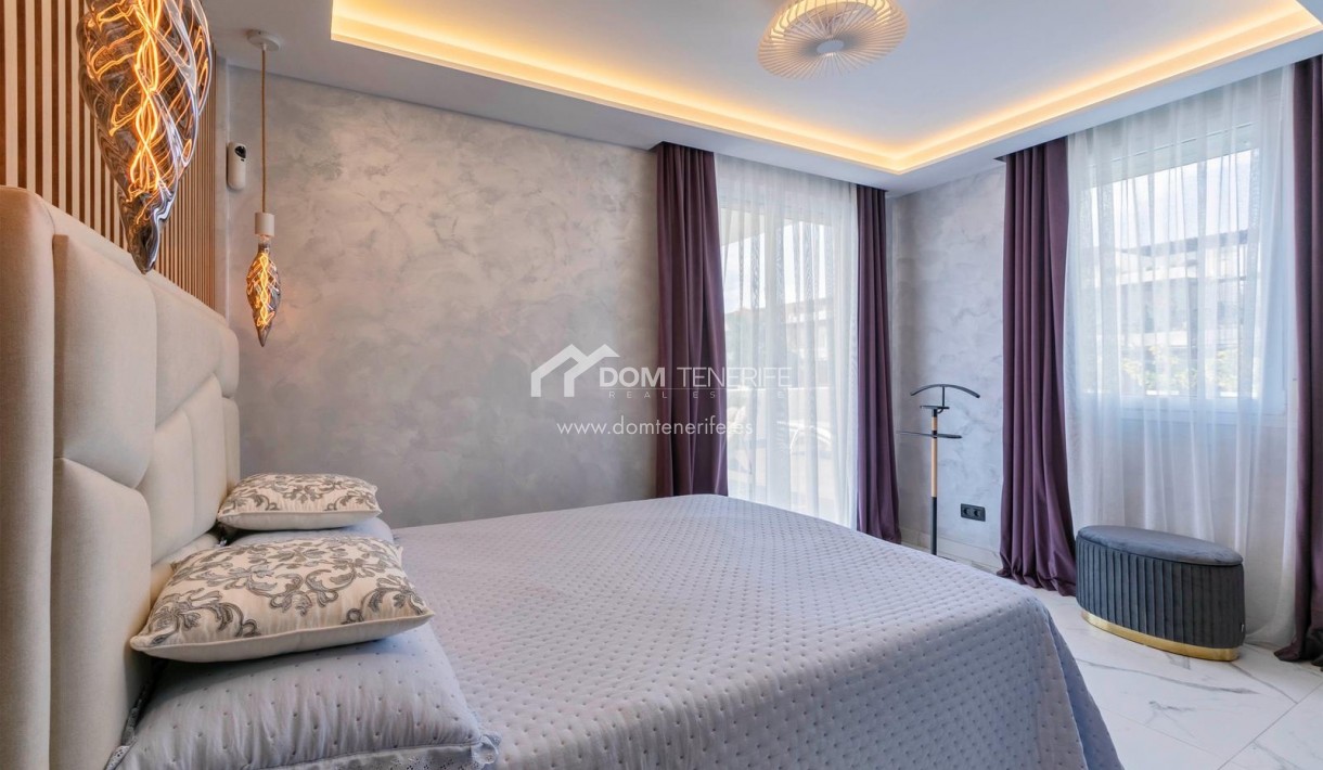 Продажа - Вилла -
Сан Мигель де Абона - Гольф дель Сур