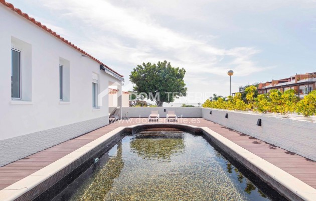 Продажа - Вилла -
Сан Мигель де Абона - Гольф дель Сур