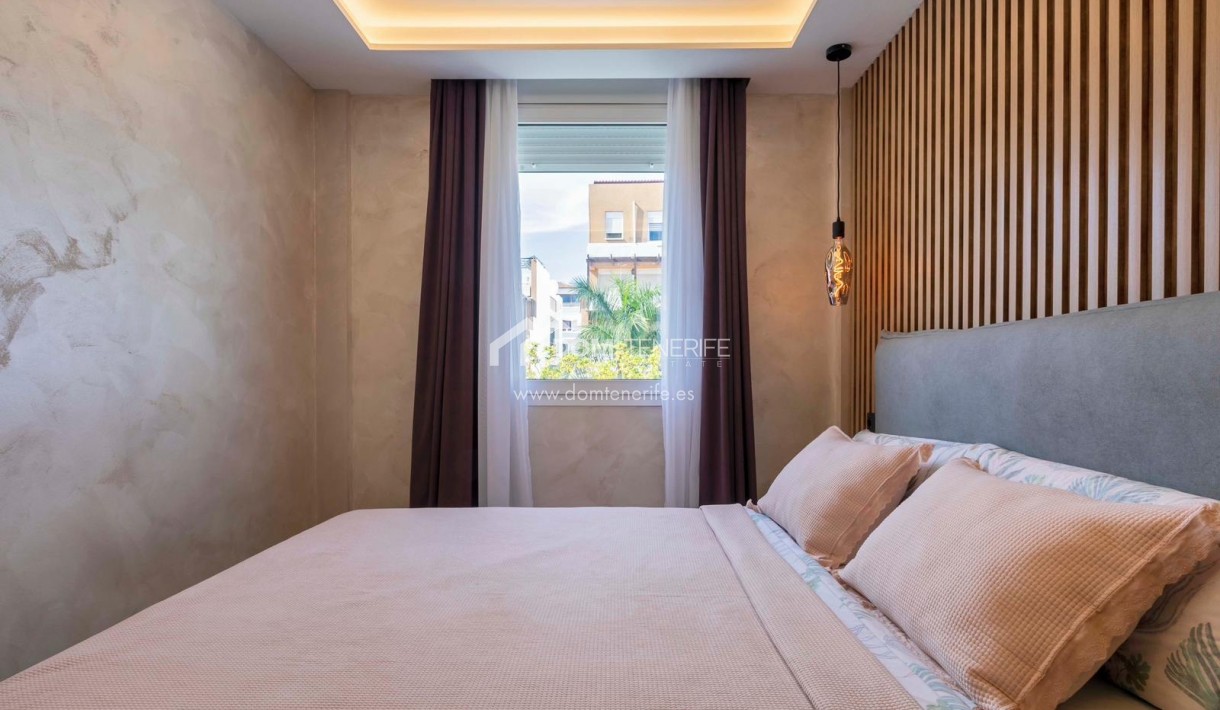 Продажа - Вилла -
Сан Мигель де Абона - Гольф дель Сур