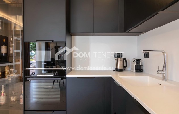 Продажа - Вилла -
Сан Мигель де Абона - Гольф дель Сур