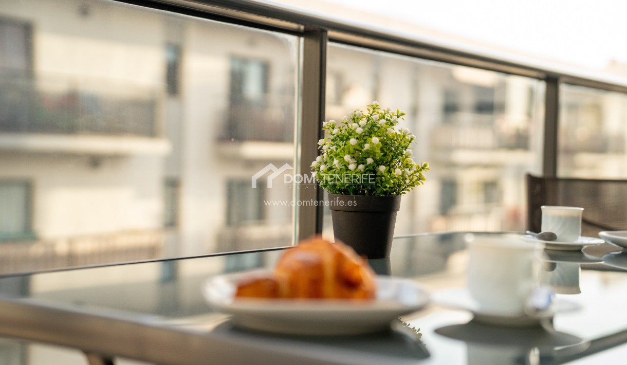 Venta - Apartamento -
Adeje