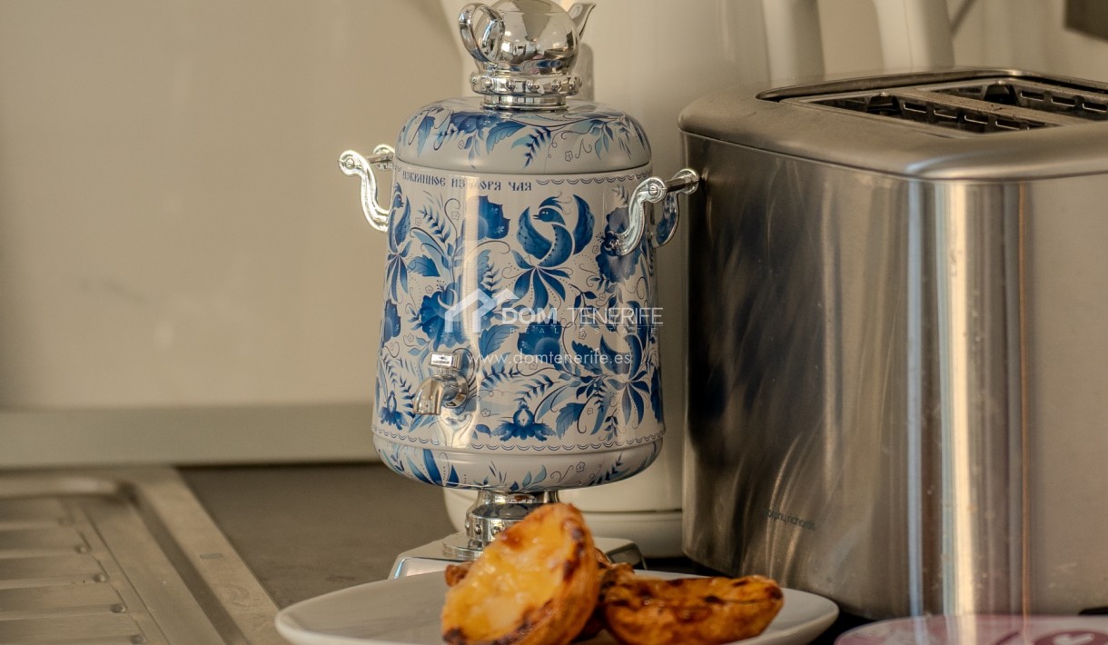 Venta - Apartamento -
Adeje