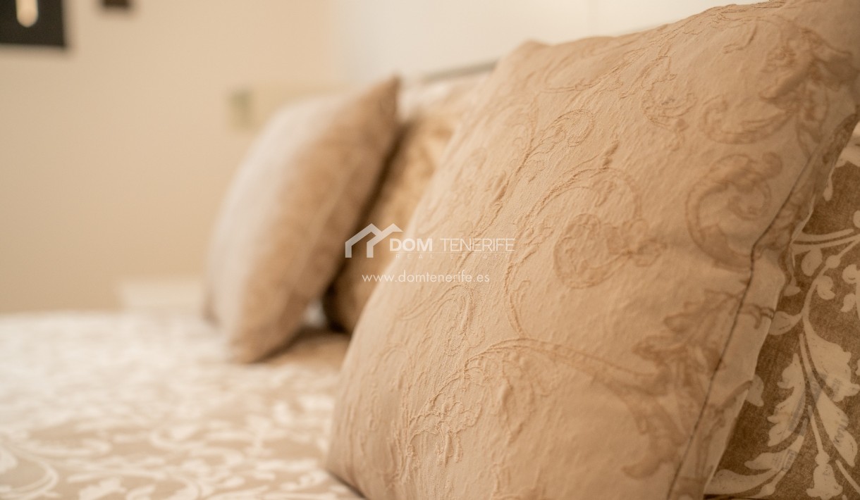 Venta - Apartamento -
Adeje