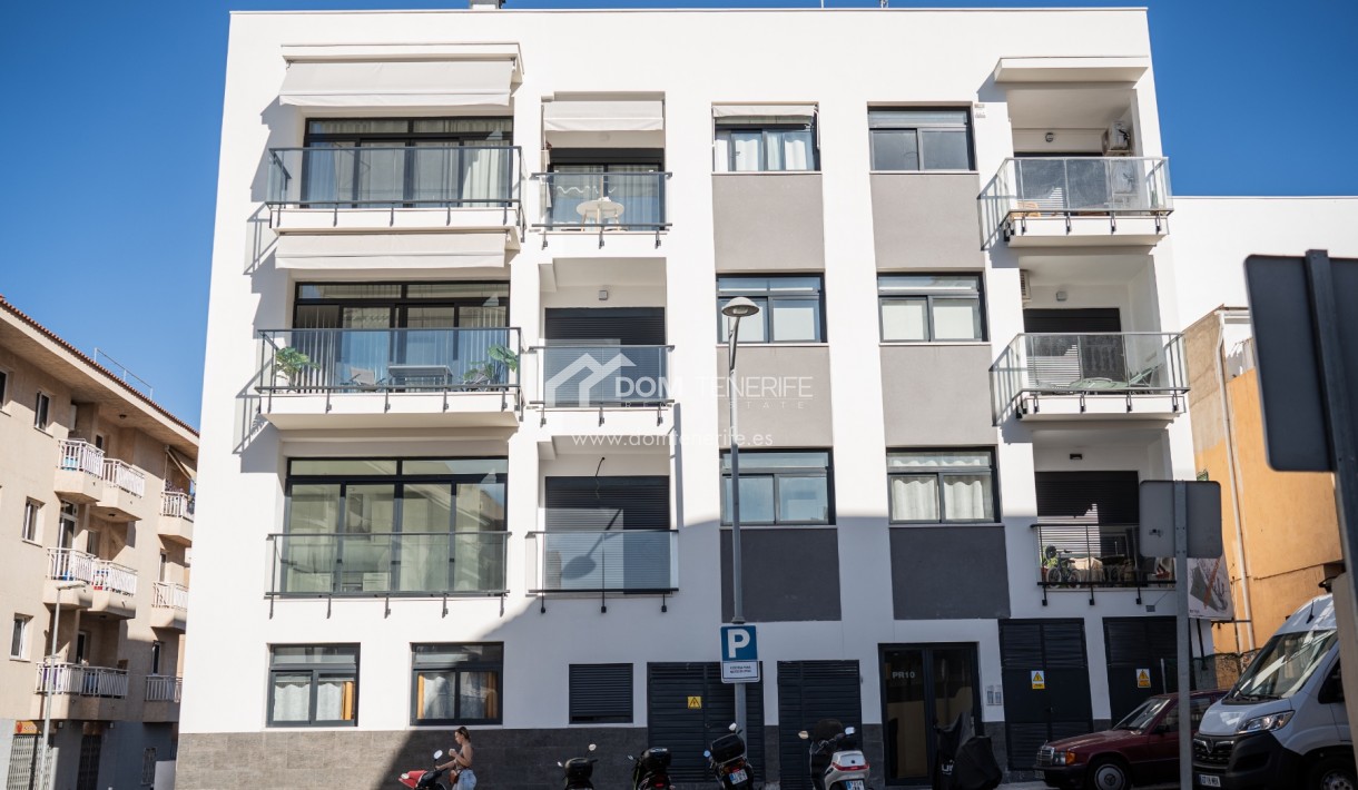 Venta - Apartamento -
Adeje