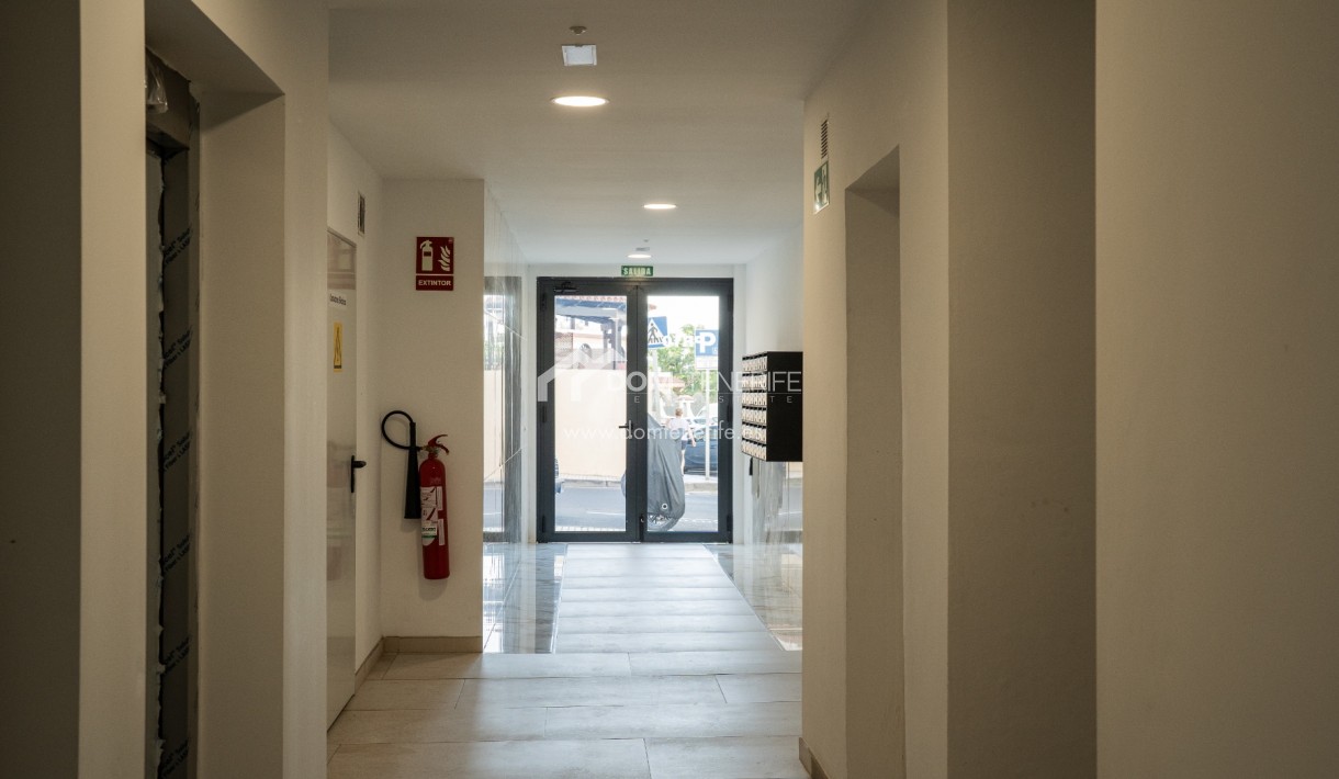 Venta - Apartamento -
Adeje