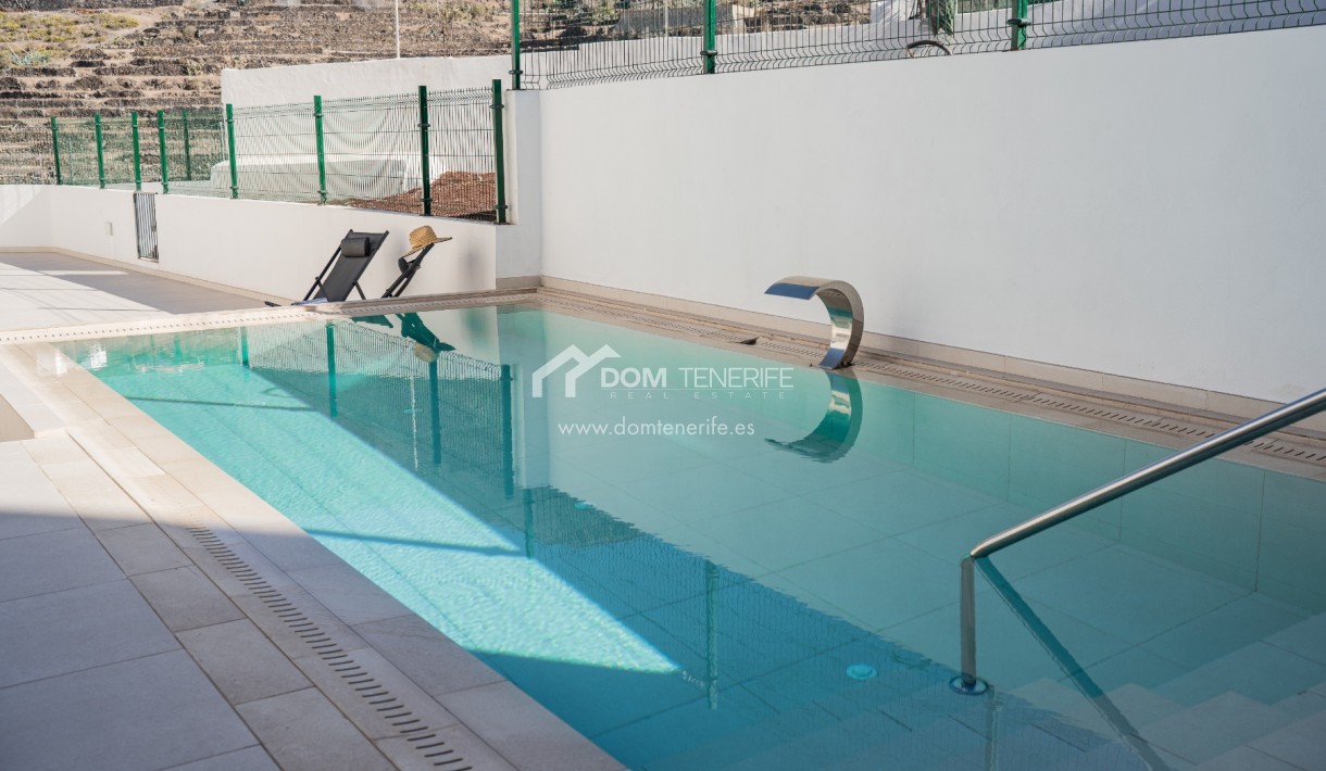 Venta - Apartamento -
Adeje